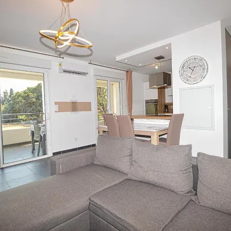 Stunning In Lucciana With Wifi And 1 Bedrooms