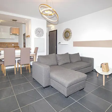 Apartment Stunning In Lucciana With Wifi And 1 Bedrooms Lucciana (Corsica)